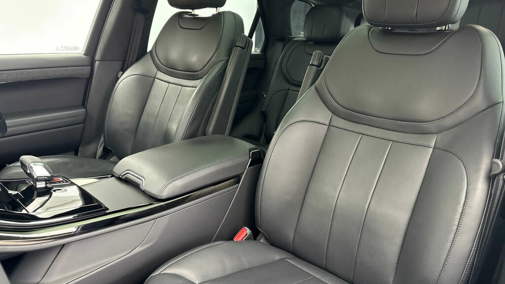Land Rover Range Rover Sport 3.0 P550e 38.2Kwh Suv Plu SL74ANR Black #6