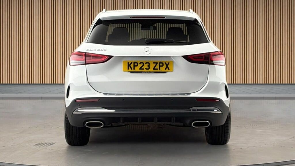 Mercedes-Benz GLA Class 1.3 Gla200 Amg Line Premium Suv 7G-dc KP23ZPX White #4