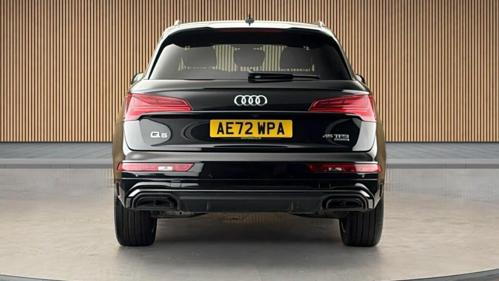Audi Q5 2.0 Tfsi 45 Edition 1 Suv S Tronic Quat AE72WPA Black #4