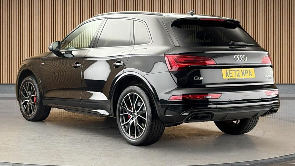 Audi Q5 2.0 Tfsi 45 Edition 1 Suv S Tronic Quat AE72WPA Black #2