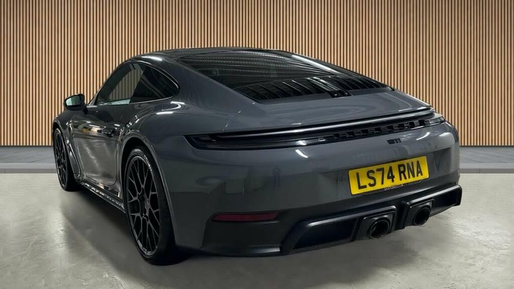 Porsche 911 3.6 T-hybrid 992 Carrera 4 Gts Coupe Hy #2