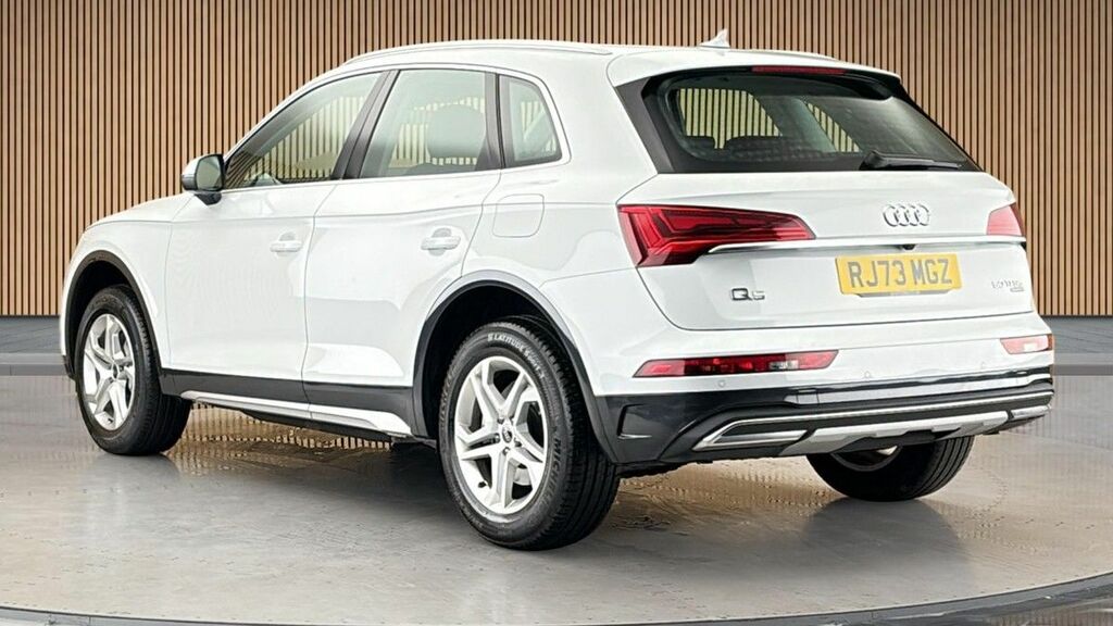 Audi Q5 2.0 Tfsie 50 Sport Suv Plug-in Hybrid S White #2