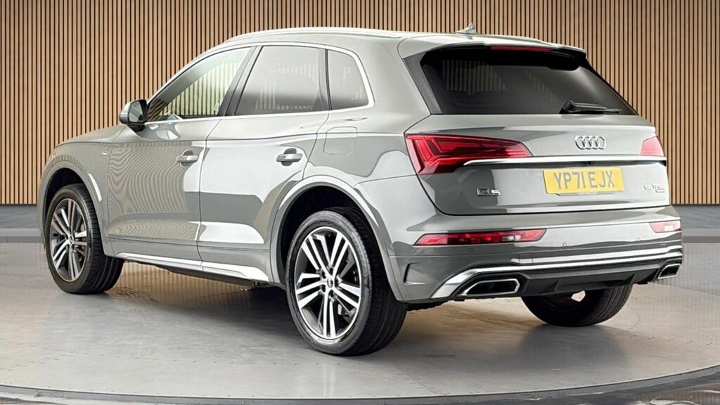Audi Q5 2.0 Tfsie 55 Competition Suv Plug-in Hy YP71EJX Grey #2