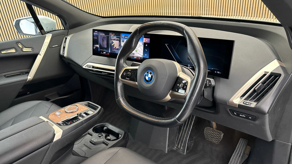 BMW iX 40 76.6Kwh M Sport Suv Xdrive 3 #5