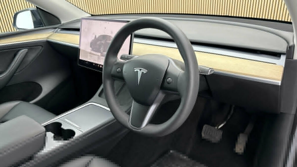Tesla Model Y Dual Motor Long Range Suv 4Wde #5