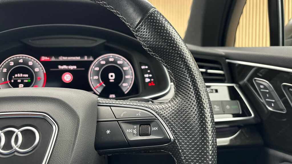 Audi Q7 55 Tfsi Quattro Vorsprung Tiptronic Black #14