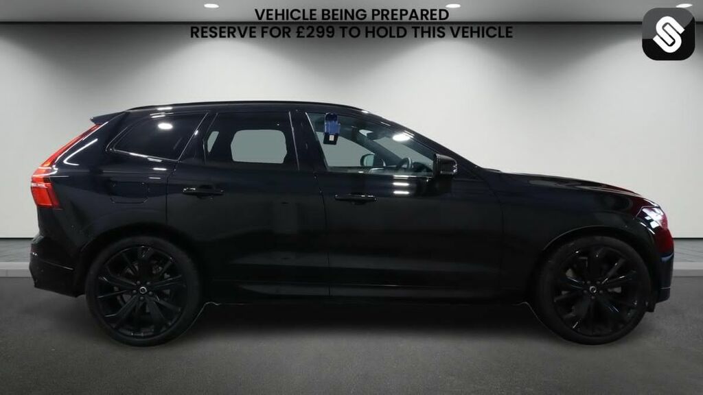 Volvo XC60 2.0 B5 Mhev Ultra Black Edition Suv Hyb EJ74VRO Black #3