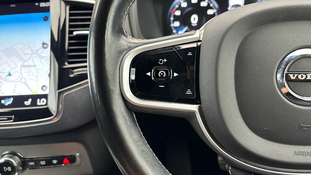 Volvo XC90 2.0 B5p 250 R Design Awd Gtron Black #13