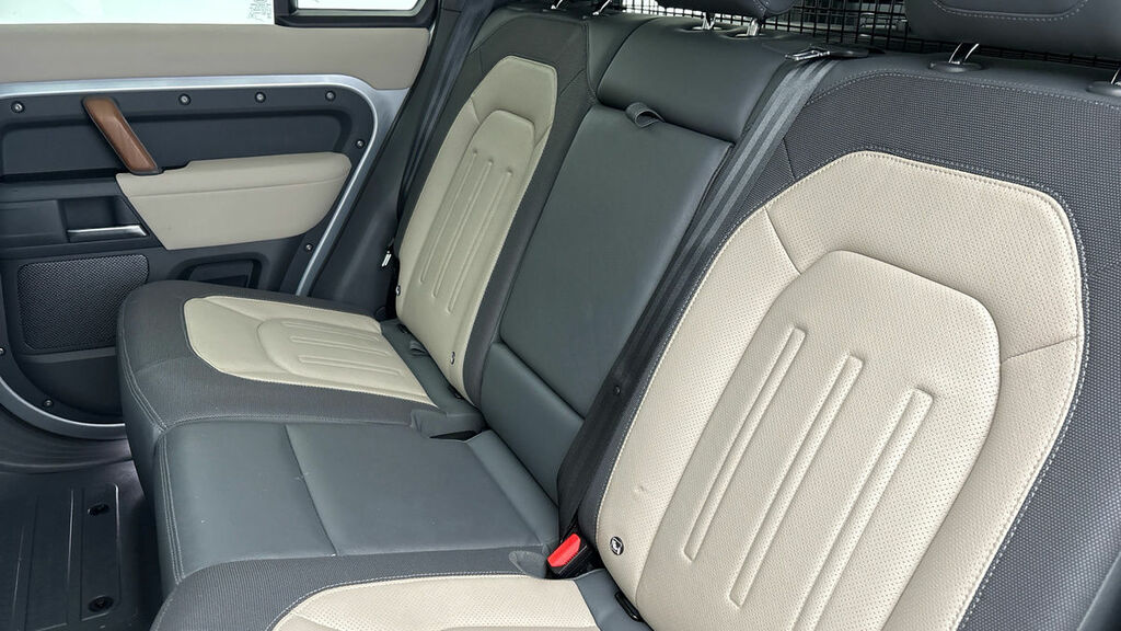 Land Rover Defender 110 2.0 P400e X-dynamic Hse 110 Green #8
