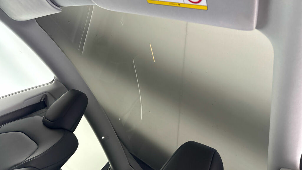 Tesla Model Y 62.5Kwh Suv Rwd 298 Ps GD25NKK #6