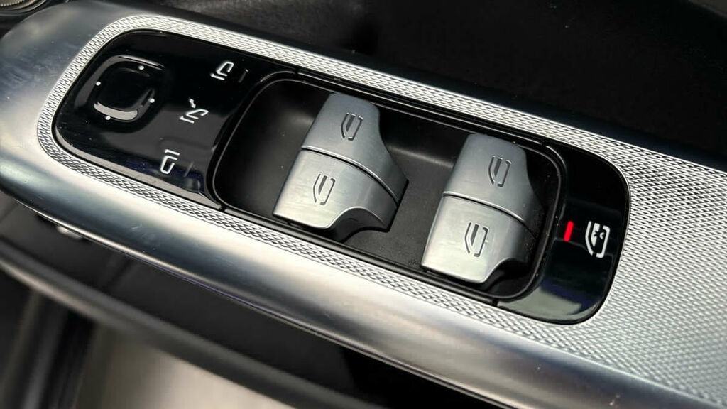 Mercedes-Benz EQE Eqe 300 Amg Line Premium Silver #25