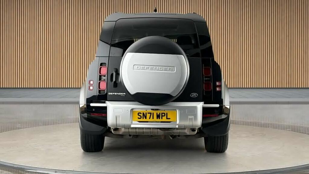 Land Rover Defender 110 2.0 P400e 15.4Kwh Xs Edition Suv Plug-i  #4