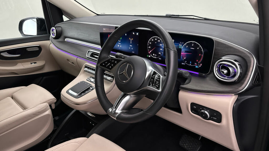Mercedes-Benz V Class 2.0 V220d Premium Mpv G-tronic Euro 6 Black #4