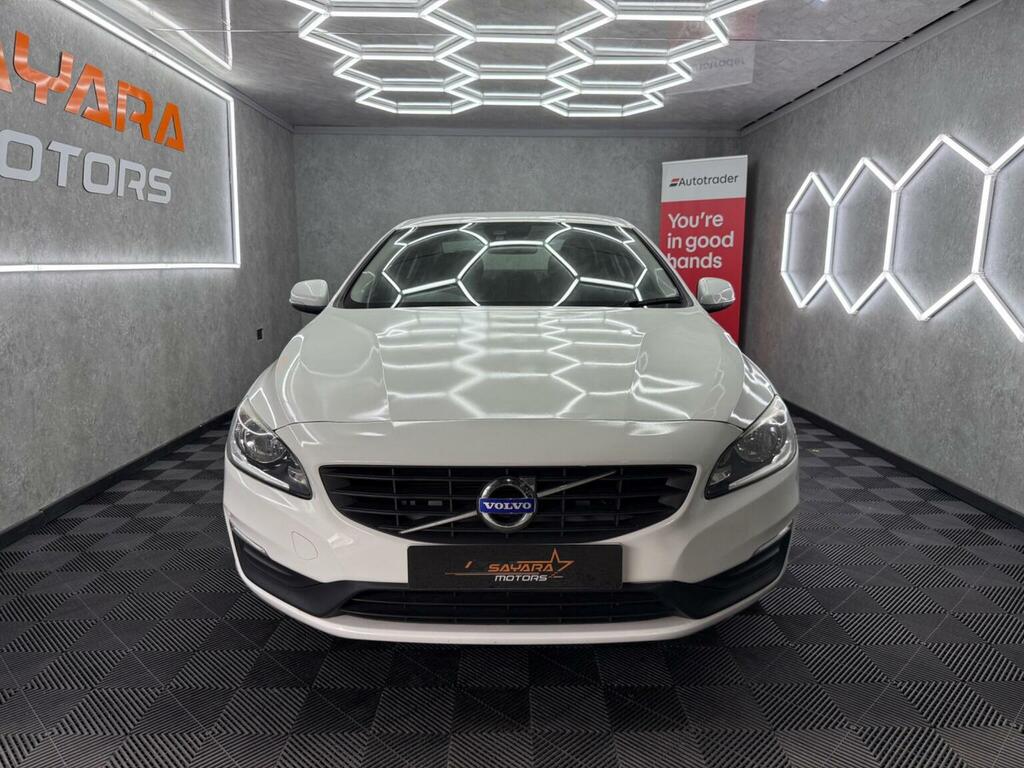 Volvo S60 2.0 T3 Business Edition Euro 6 Ss White #2