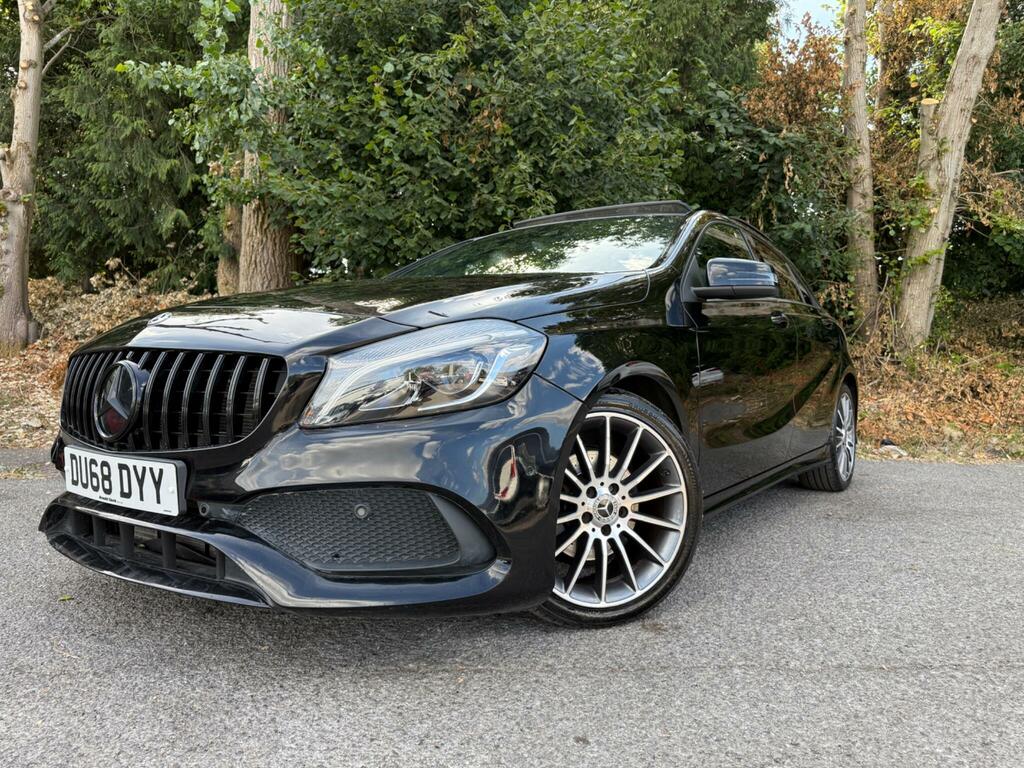 Mercedes-Benz A Class 200 D Amg Line Premium A DU68DYY Black #3