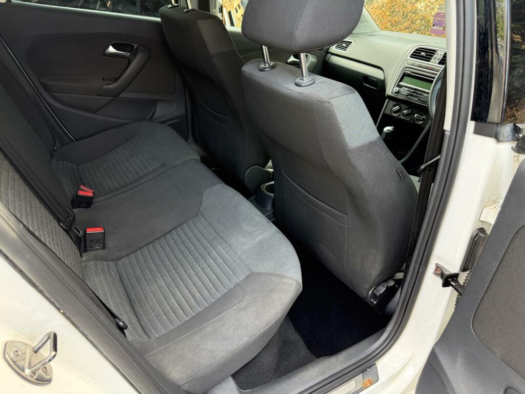 Volkswagen Polo 1.4L Sel Black #35