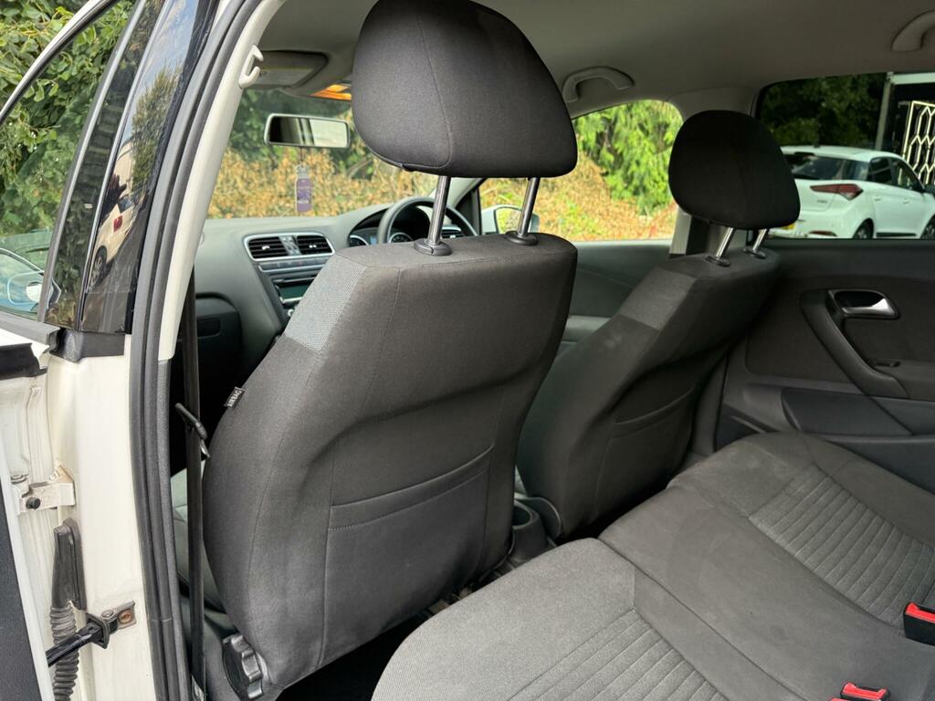 Volkswagen Polo 1.4L Sel Black #36