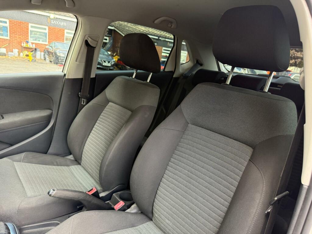 Volkswagen Polo 1.4L Sel Black #50