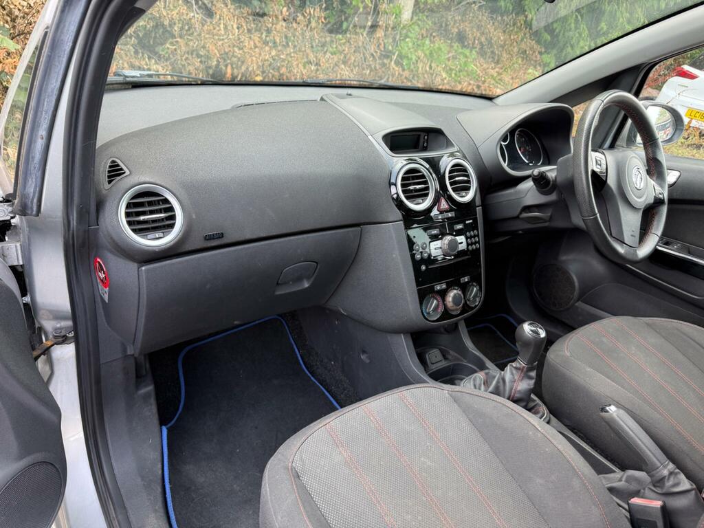 Vauxhall Corsa 1.4 16V Se Hatchback Wide Ratio Grey #21