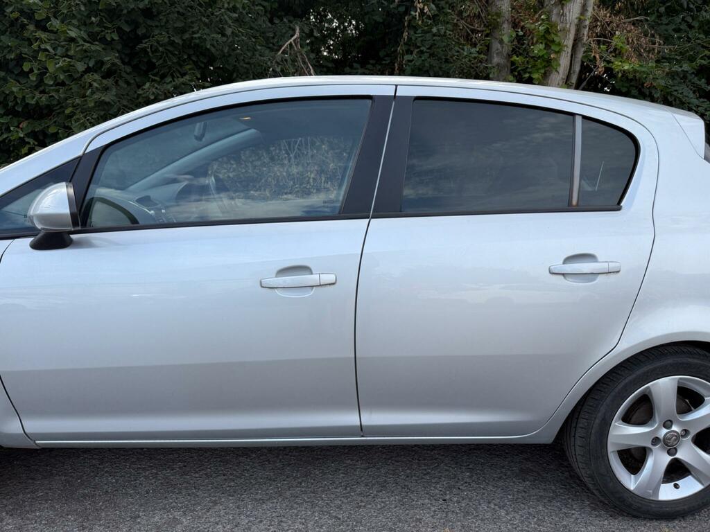 Vauxhall Corsa 1.4 16V Se Hatchback Wide Ratio Grey #14