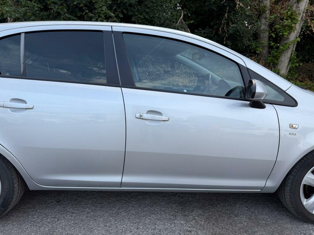 Vauxhall Corsa 1.4 16V Se Hatchback Wide Ratio Grey #16