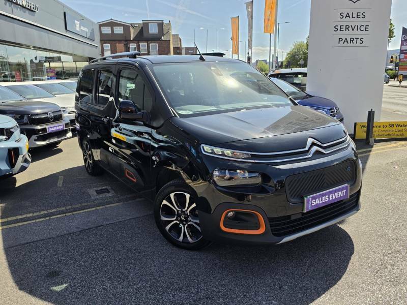 Citroen e-Berlingo 100Kw Flair Xtr XL 50Kwh 7 Seat Black