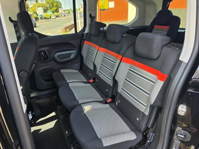 Citroen e-Berlingo 100Kw Flair Xtr M 50Kwh Estate White #31