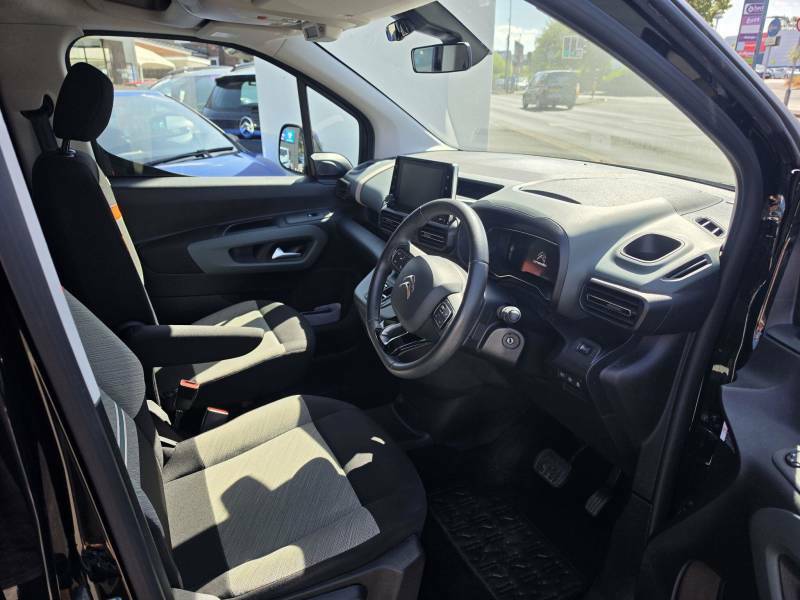 Citroen e-Berlingo 100Kw Flair Xtr M 50Kwh Estate White #28