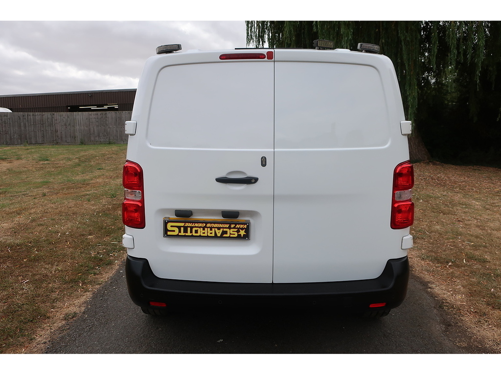 Vauxhall Vivaro 2.0 Turbo D 3100 Dynamic Panel Van 6Dr Manu White #4