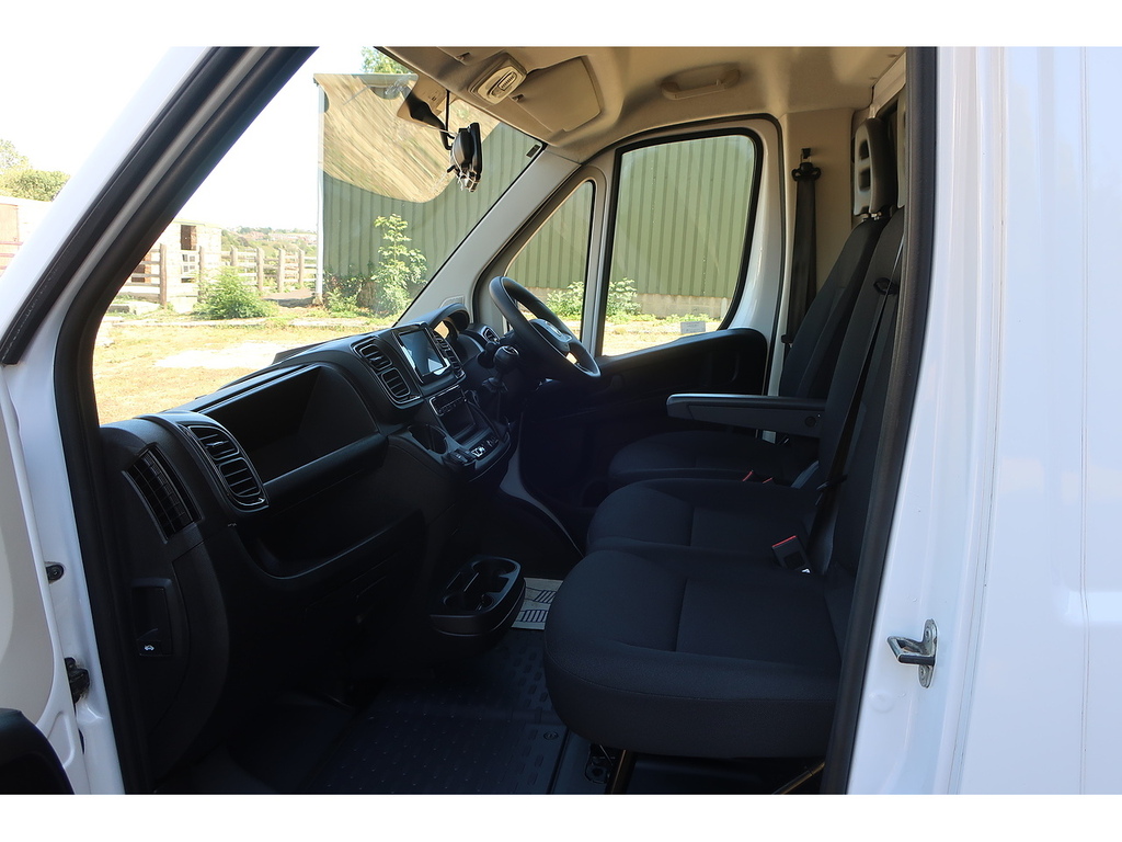 Fiat Ducato 2.2 Multijetiii 35 Maxi Mover Low Loader 5.6 Metr White #4