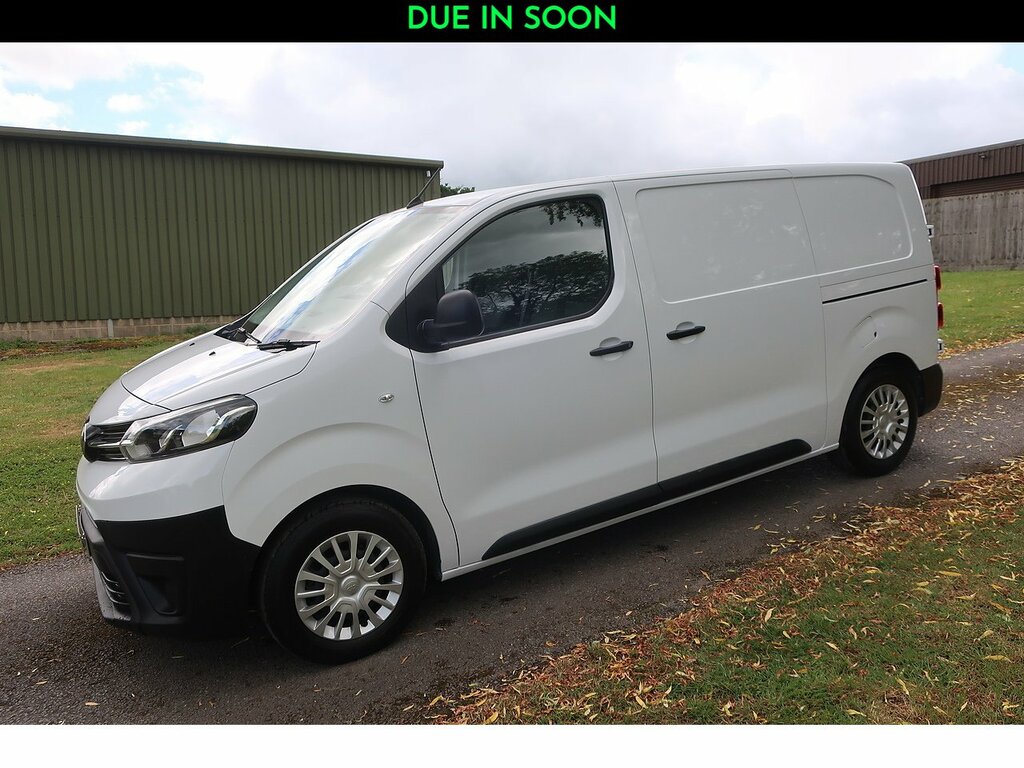 Toyota PROACE 1.5D Icon Medium Panel Van 6Dr Mwb E White