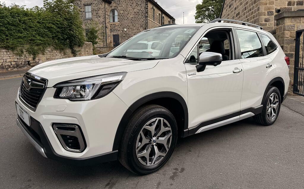 Subaru Forester Subaru Estate 2.0I E-boxer Xe Lineartronic Gold #8