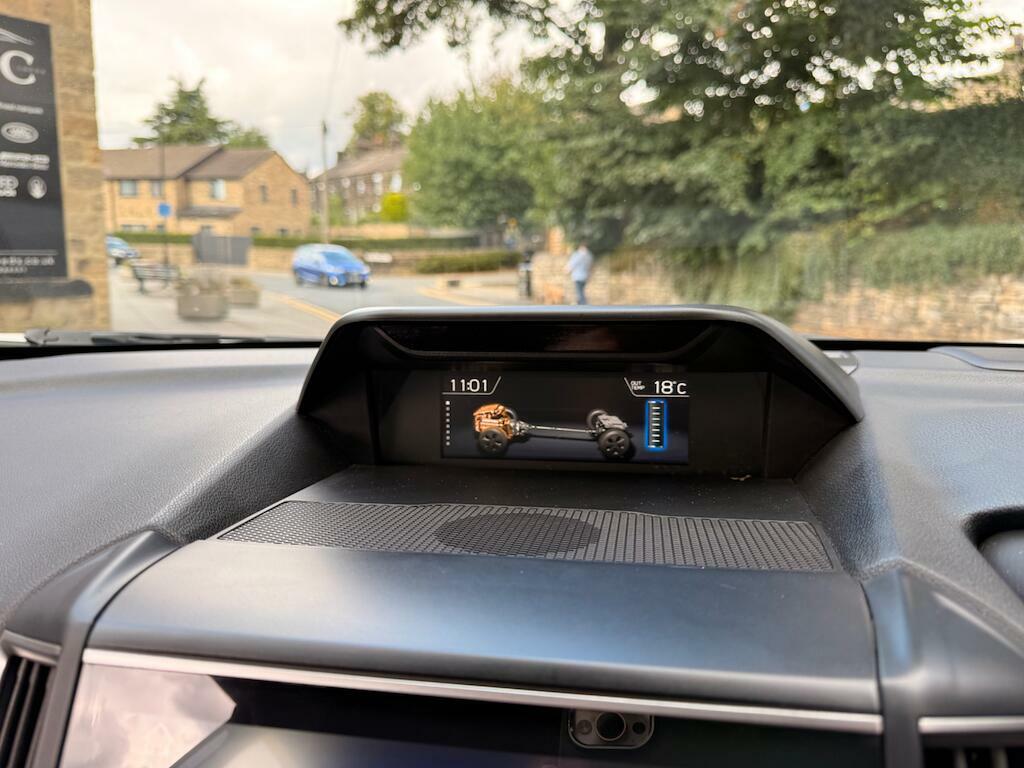 Subaru Forester Subaru Estate 2.0I E-boxer Xe Lineartronic Gold #45
