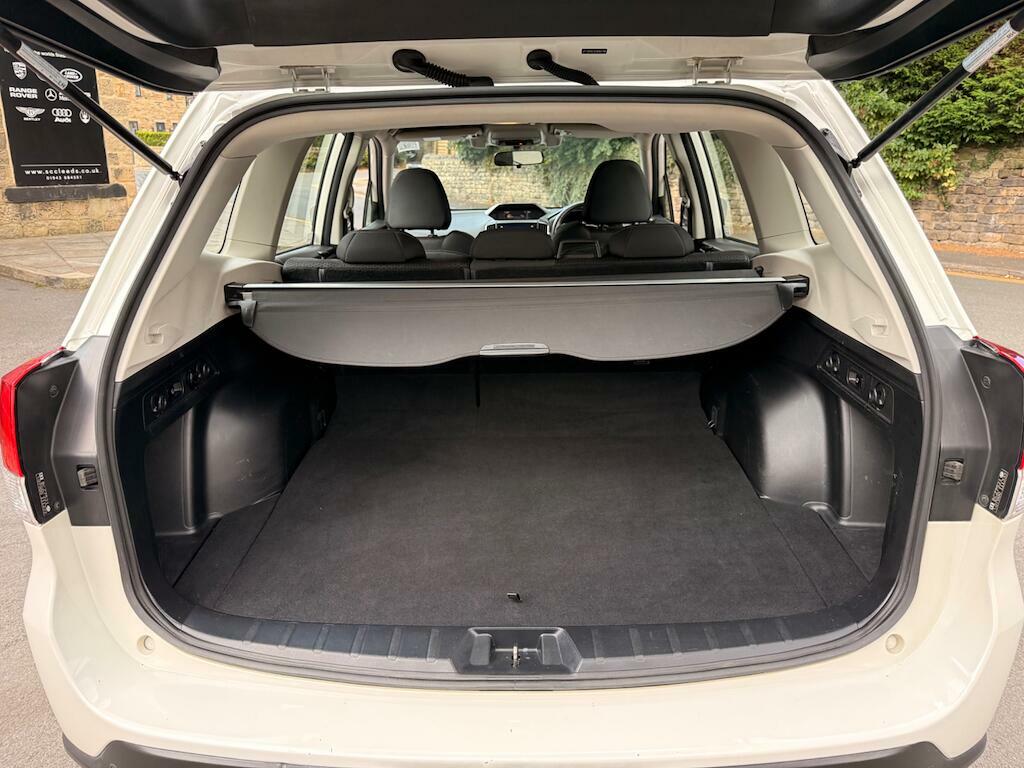 Subaru Forester Subaru Estate 2.0I E-boxer Xe Lineartronic Gold #27