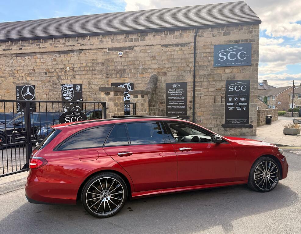Mercedes-Benz E Class 2.9 E400d Amg Line Night Edition Premium Plus G- Red #3