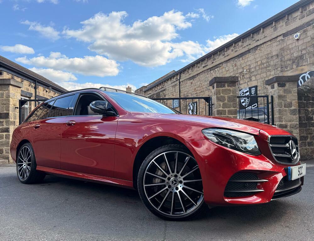 Mercedes-Benz E Class 2.9 E400d Amg Line Night Edition Premium Plus G- Red