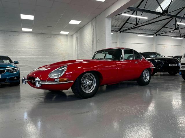 Jaguar E-Type Coupe Series 1.5 Red
