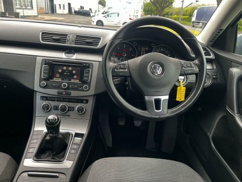 Volkswagen Passat 2.0 Tdi Bluemotion Tech Sport Saloon Silver #13