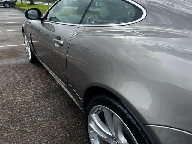 Jaguar XK 4.2 V8 60 Coupe Euro 4 300 Ps Green #56