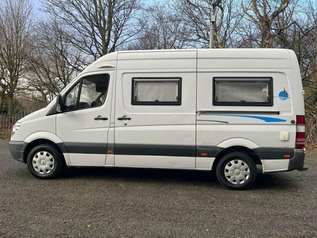 Mercedes-Benz Sprinter 211 Cdi Mwb 109 White #2