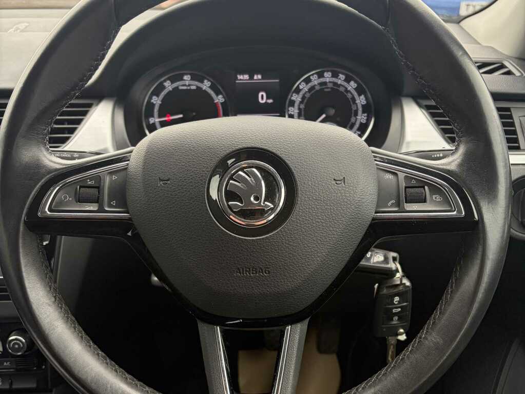 Skoda Rapid Spaceback Spaceback Se Tech Tsi #6