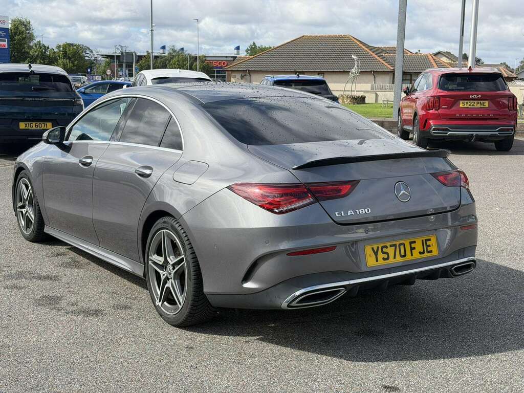 Mercedes-Benz CLA Class 180 Amg Line Premium A #4