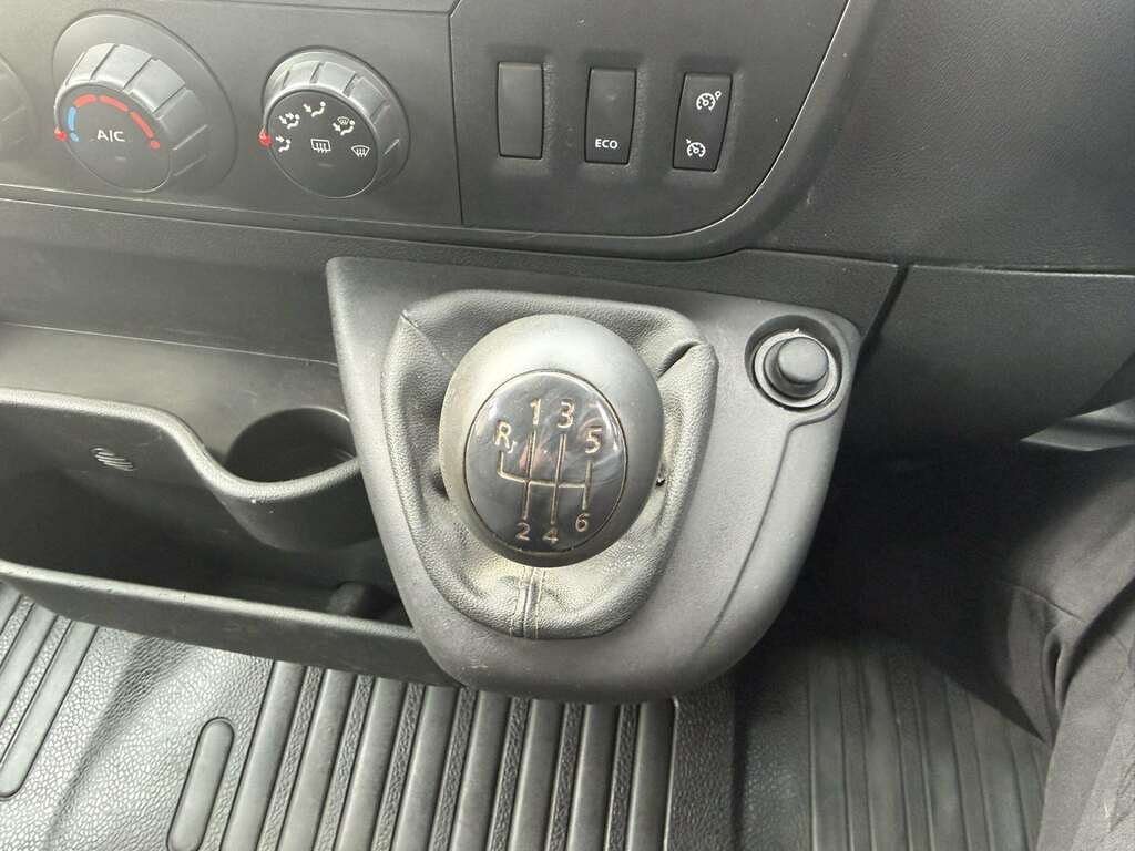 Vauxhall Movano 3500 2.3 Cdti 130 5 Seat Welfare Microwave Air Con White #14