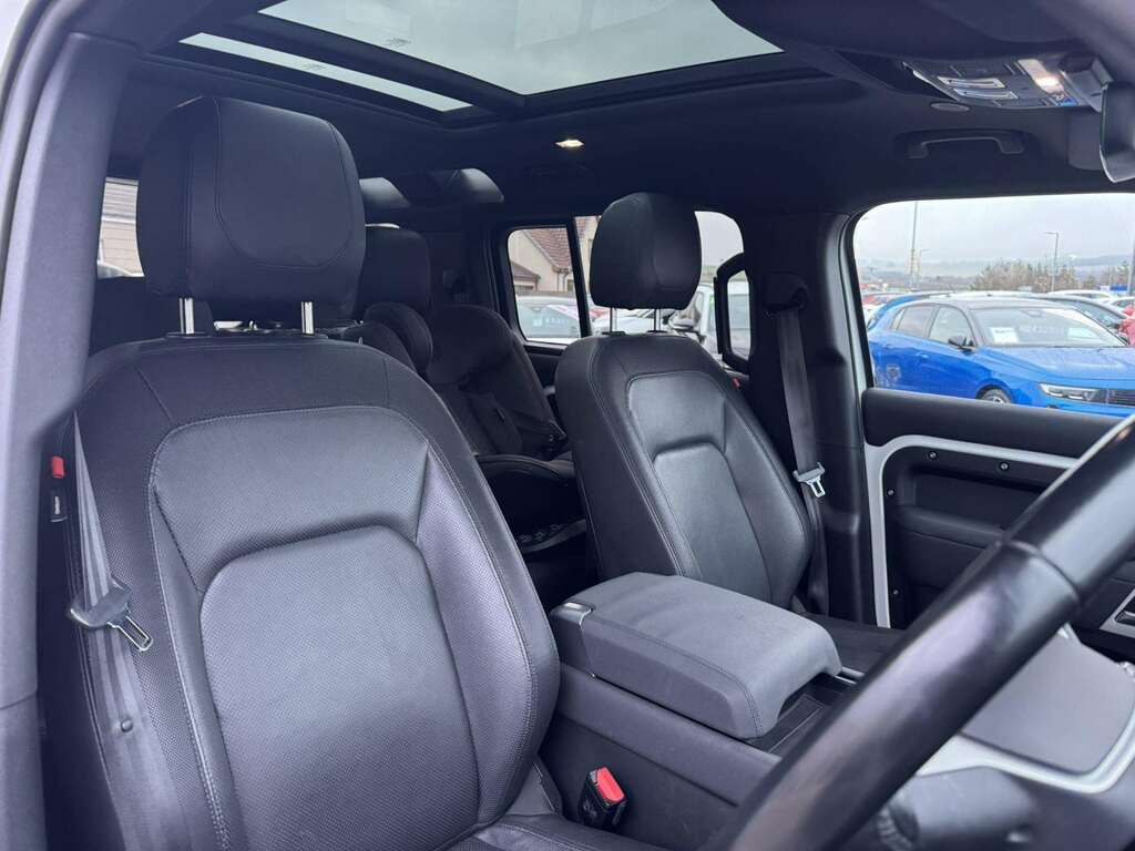 Land Rover Defender 3.0 P400 Xs Edition 110 7 Seat Black #9