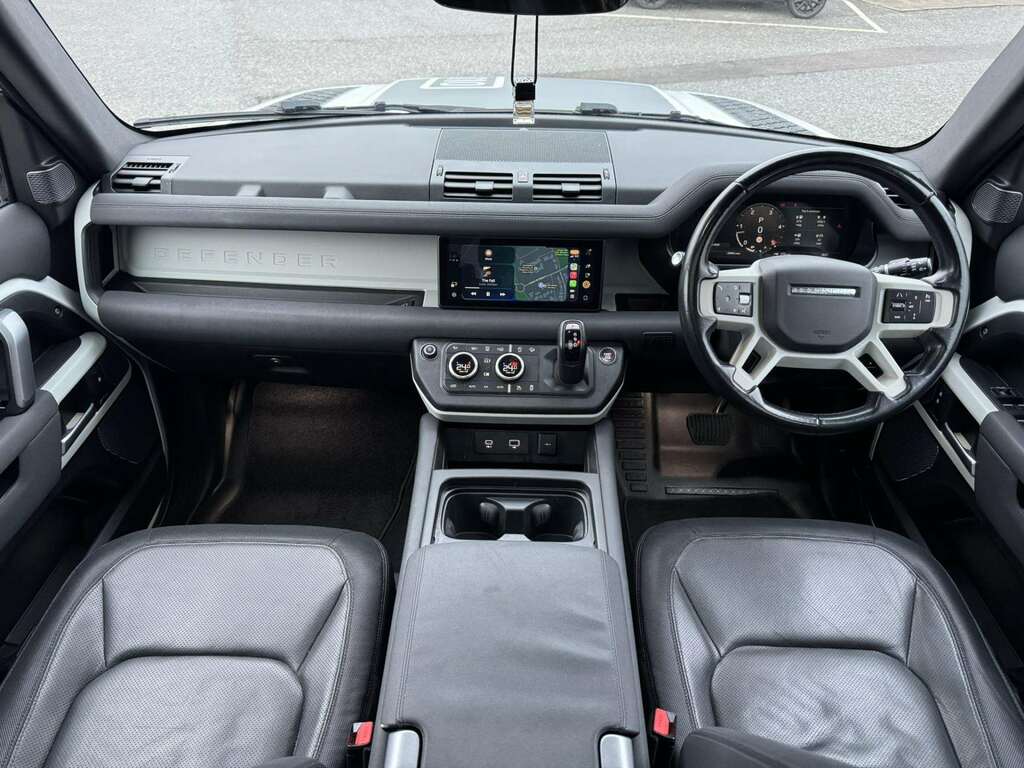 Land Rover Defender 3.0 P400 Xs Edition 110 7 Seat Black #10