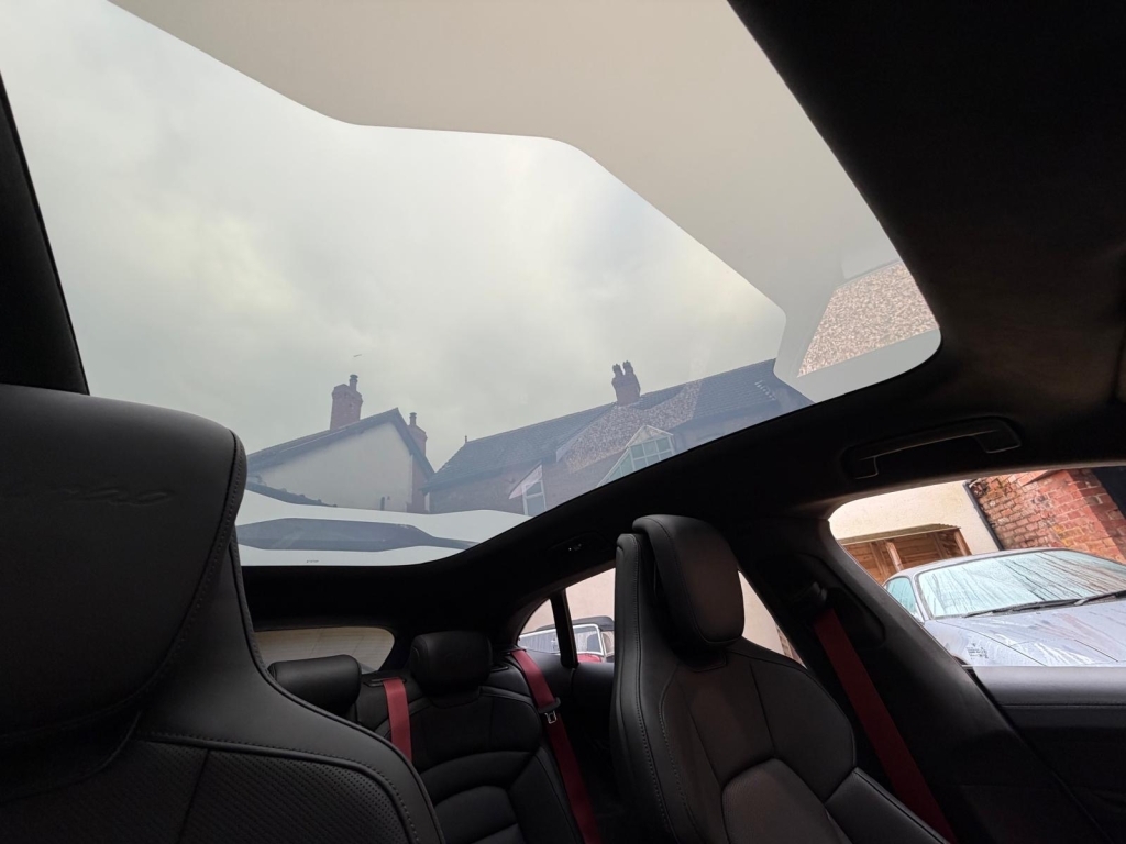 Porsche Taycan Taycan 4S 93Kwh Black #9
