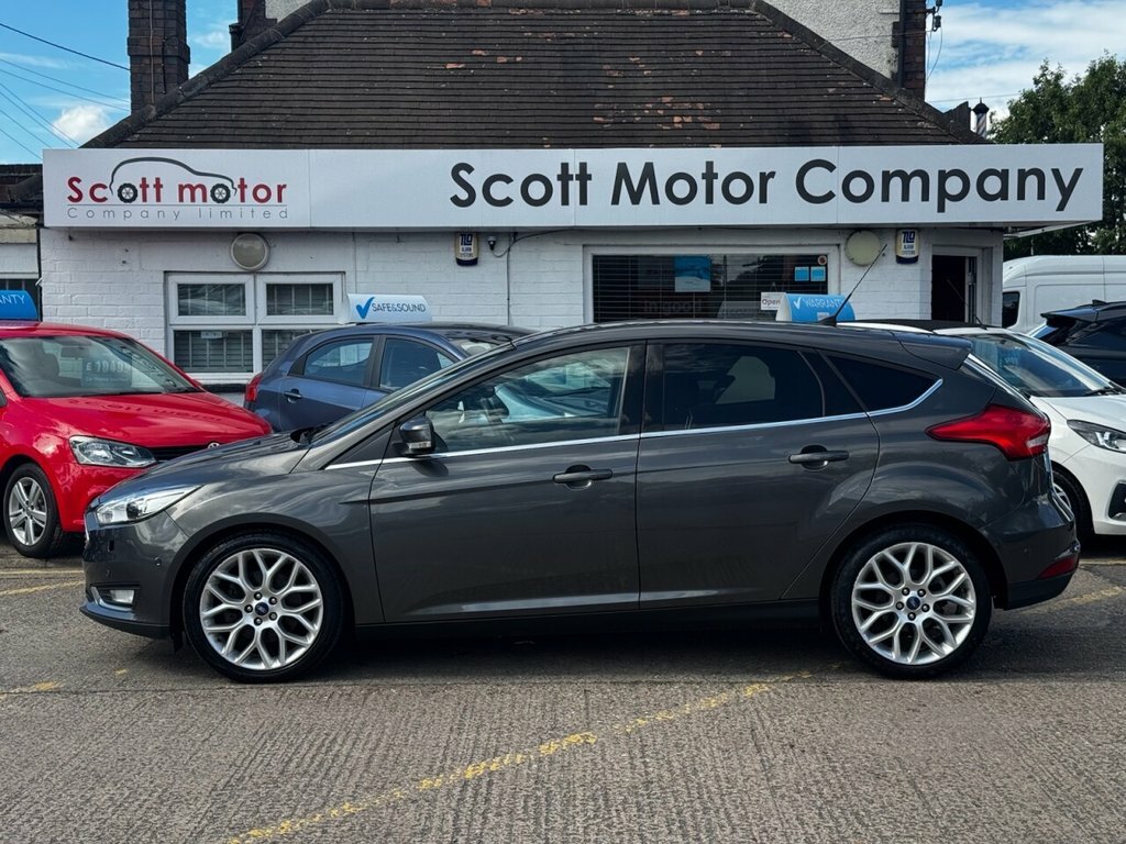 Ford Focus 2L Titanium X Grey #5