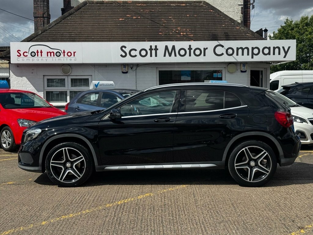 Mercedes-Benz GLA Class 2.1L Amg Line Black #5