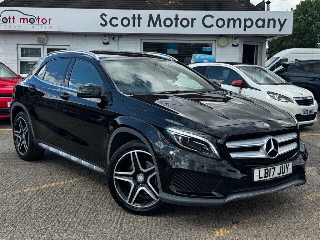Mercedes-Benz GLA Class 2.1L Amg Line Black