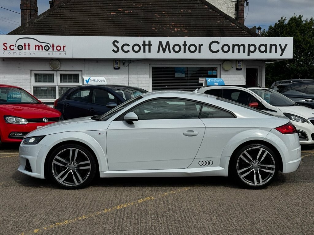 Audi TT 2L S Line White #5